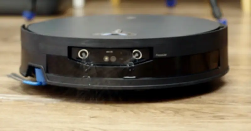 Robot Deebot X12 OmniCyclone: Trạm sạc không túi rác, lợi ích kinh tế và điểm trừ nhỏ