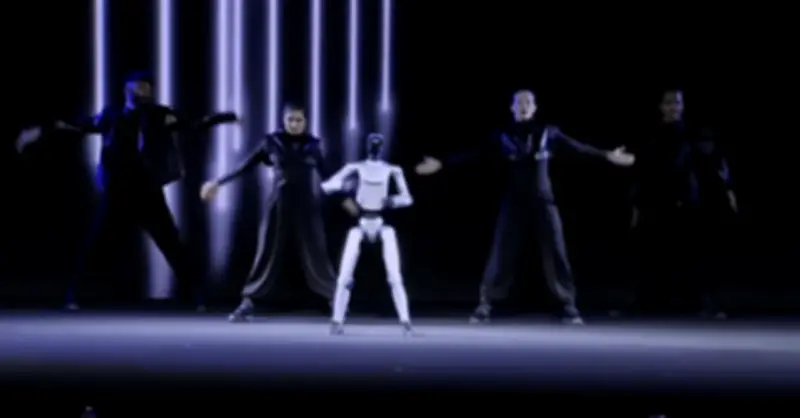 Robot hình người của Honor nhảy Moonwalk và lộn ngược trên sân khấu