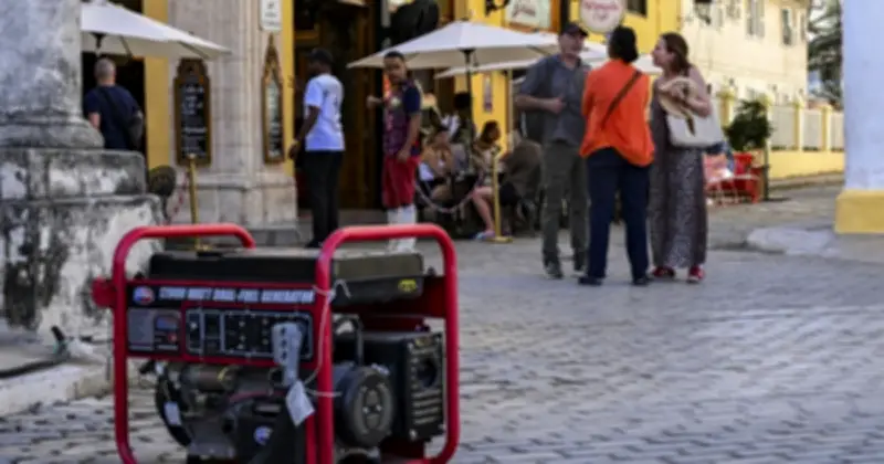 Sự cố lưới điện quốc gia Cuba: Havana mất điện do trục trặc nhà máy Antonio Guiteras