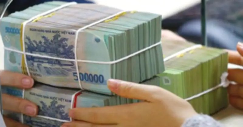 Số dư tài khoản thanh toán cá nhân vượt 1,3 triệu tỷ đồng, phản ánh xu hướng thanh toán không tiền mặt