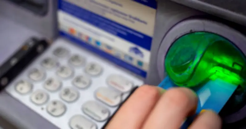 Sự thật về âm thanh phát ra từ máy ATM: Không phải tiếng đếm tiền