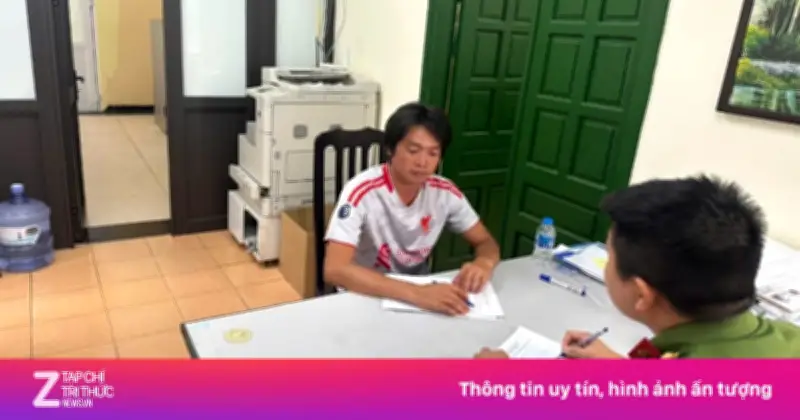 Sau hơn một thập kỷ lẩn trốn, kẻ giết người bất ngờ đầu thú tại Hà Nội