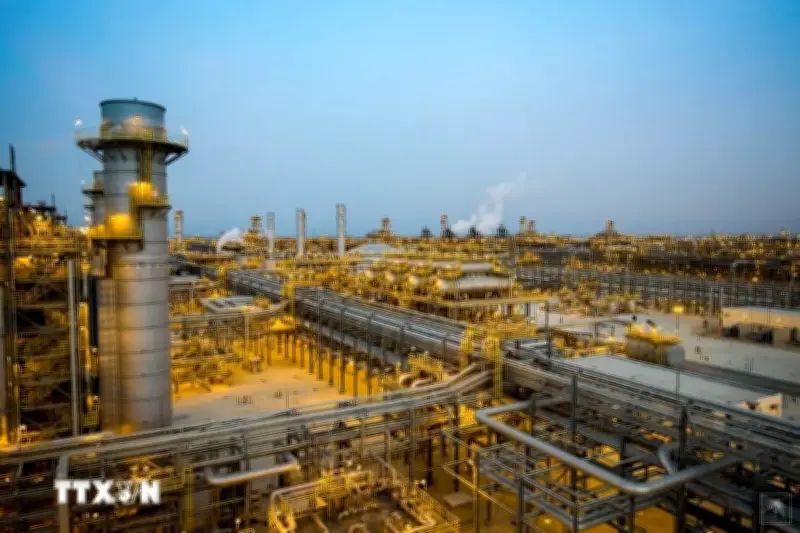 Saudi Aramco Tiếp Tục Cắt Giảm Nguồn Cung Dầu Thô Cho Các Khách Hàng Châu Á