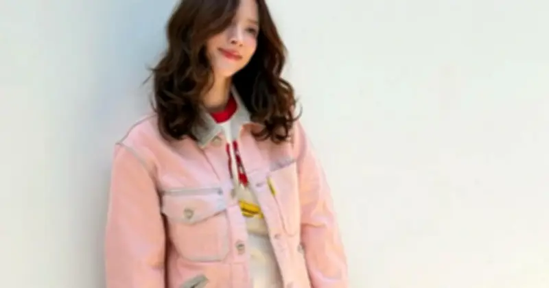 Sắc Hồng Thống Trị Thời Trang Hè: Bí Quyết Phối Đồ Từ Pastel Đến Nổi Bật