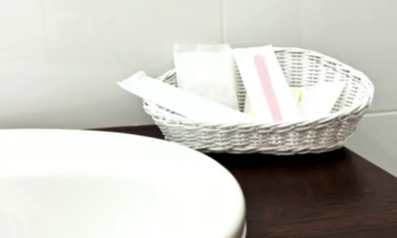 Sùi mào gà: Bệnh lây qua đường tình dục, vaccine HPV là giải pháp phòng ngừa hiệu quả