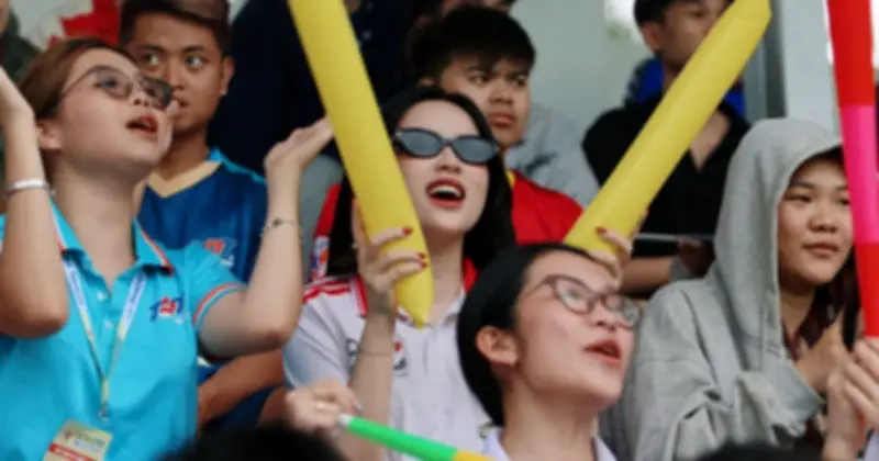 Sinh Viên Nha Trang Cổ Vũ Nhiệt Tình Cho Đội Khách Tại Giải Bóng Đá THACO CUP 2026