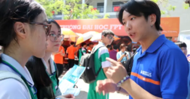Sinh viên quốc tế đánh giá cao môi trường giáo dục Việt Nam tại chương trình Tư vấn mùa thi