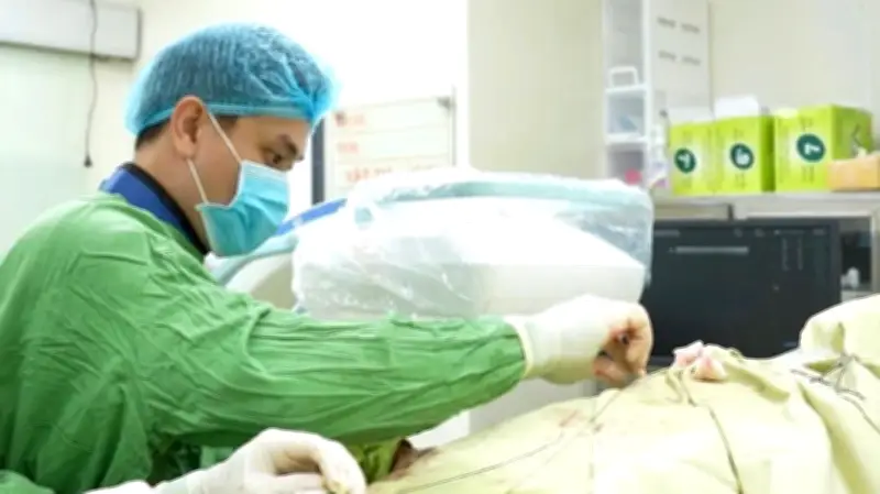 Sinh viên suy thận 5 năm, thoát cảnh chạy thận nhờ can thiệp stent kịp thời