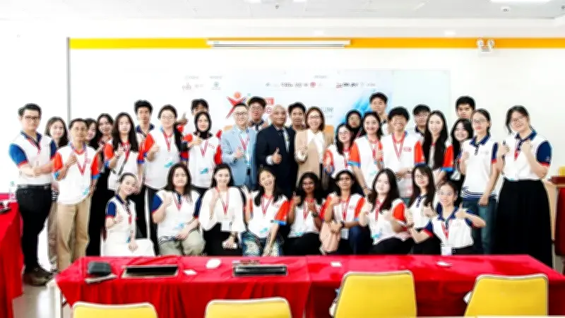 Sinh Viên TP.HCM Tranh Tài Tại Bán Kết Giải Thưởng Lương Văn Can