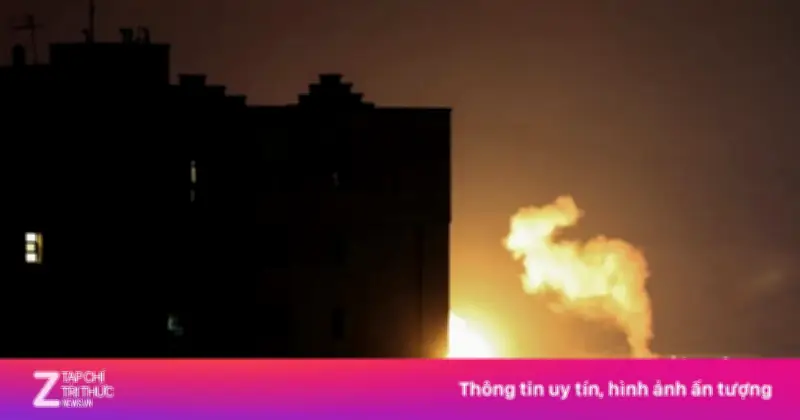 Sân Bay Iran Bốc Cháy Dữ Dội Sau Đợt Không Kích Của Israel