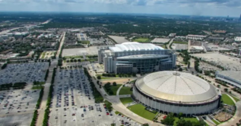 Sân vận động từng được ví như kỳ quan thứ 8 của thế giới bị Mỹ bỏ hoang