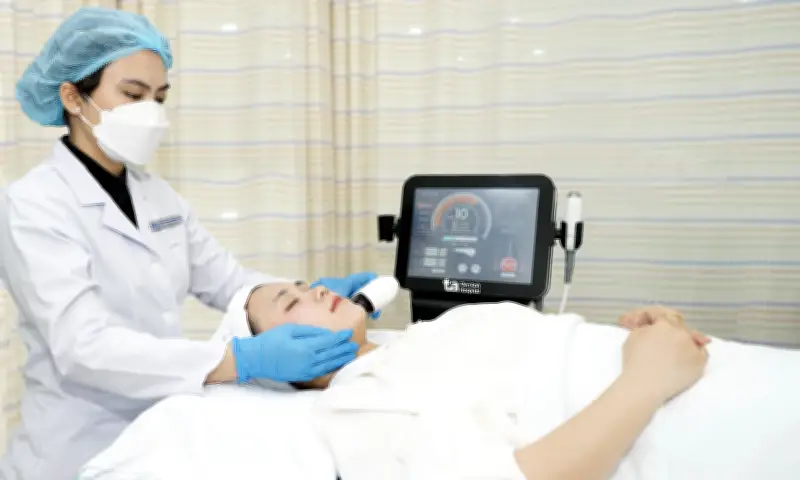 Sofwave và HIFU: Lựa chọn công nghệ trẻ hóa da sau sinh phù hợp