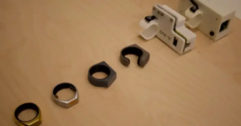 Startup Sandbar huy động gần 600 tỷ đồng, ra mắt nhẫn thông minh ghi chú AI