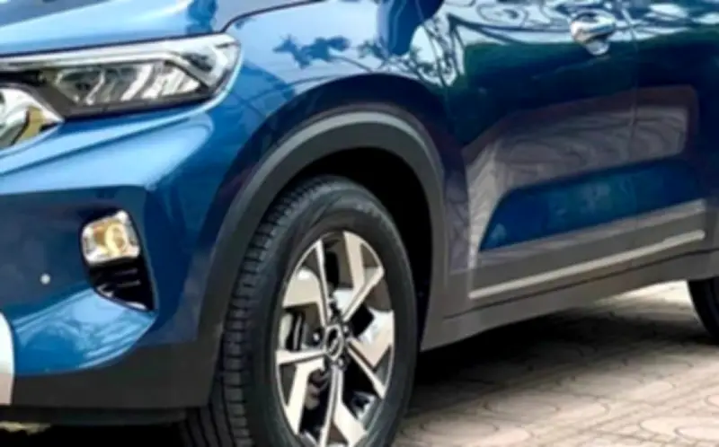 SUV Hạng A Giảm Giá Sốc: Kia Sonet, Suzuki Fronx, Re Chưa Từng Thấy Cực Dễ Mua