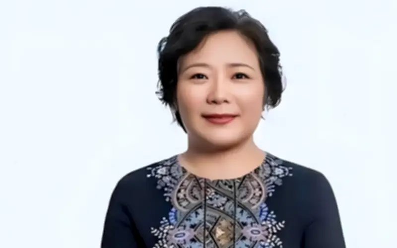 Từ cô gái nghèo đến nữ hoàng đất đai tỷ đô: Hành trình phi thường của Ngô Á Quân