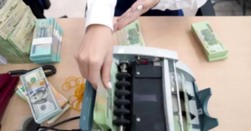 Tỷ giá trung tâm USD/VND tăng, các ngoại tệ khác giảm mạnh sáng 16.3