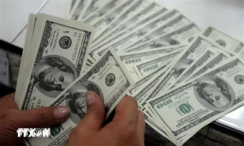 Tỷ giá USD tại các ngân hàng thương mại tiếp tục tăng mạnh trong ngày 5/3