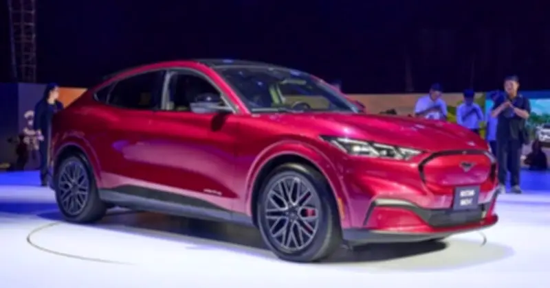 Ô tô điện và xe sang mất giá nhanh nhất sau 5 năm, Nissan LEAF dẫn đầu