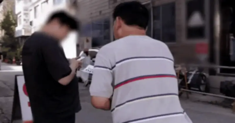 Từ ngôi sao phim thanh xuân đến chủ quán cà phê ế ẩm: Cuộc sống lay lắt của Lee Seung Hyun