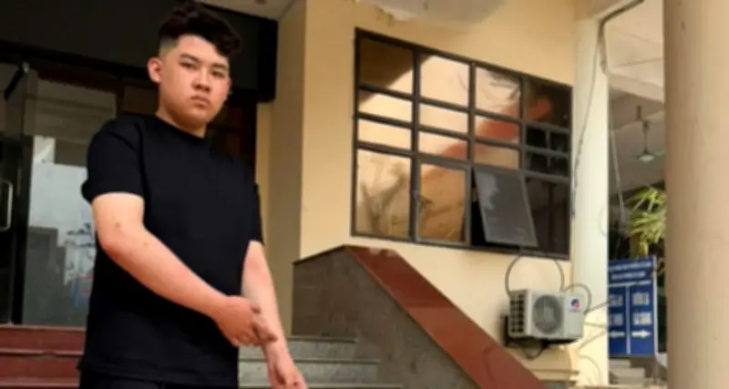 Đột nhập căn hộ chung cư, dùng máy cắt phá két sắt trộm 5 cây vàng