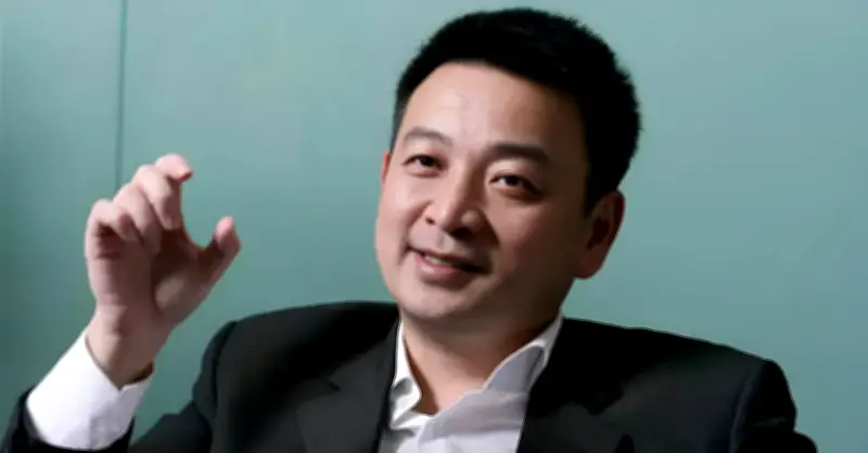 Tỷ phú khuyến khích nhân viên lập gia đình, thưởng tiền khi sinh con