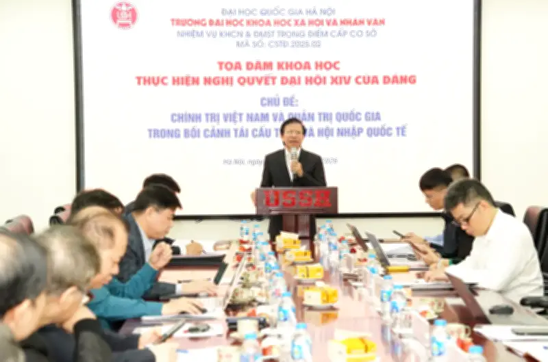 Tọa đàm khoa học bàn về quản trị quốc gia và phát triển bền vững theo Nghị quyết Đại hội XIV