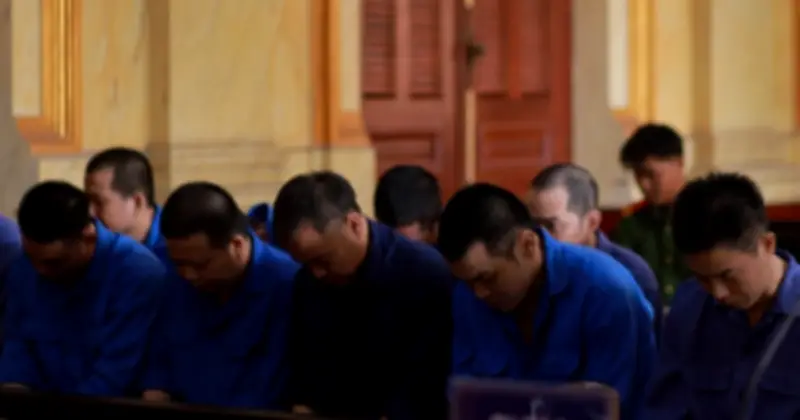 TAND TP.HCM xử phạt 12 bảo vệ Khu Công nghệ cao vì nhận tiền cho xe tải vào giờ cấm