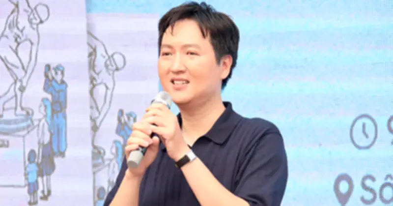 Tác giả Tuấn Đức ra mắt sách 'Vì thế giới này cần bạn' tại Đường sách TP.HCM