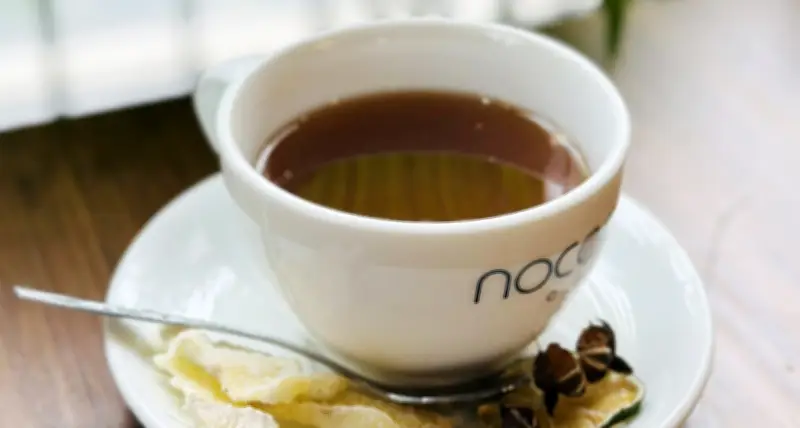 Tác động của trà đen lên huyết áp: Lợi ích và nguy cơ cần biết