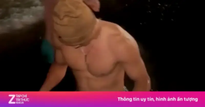 Thủ môn Bùi Tiến Dũng tắm sông dưới trời âm 6 độ C, dân mạng trầm trồ