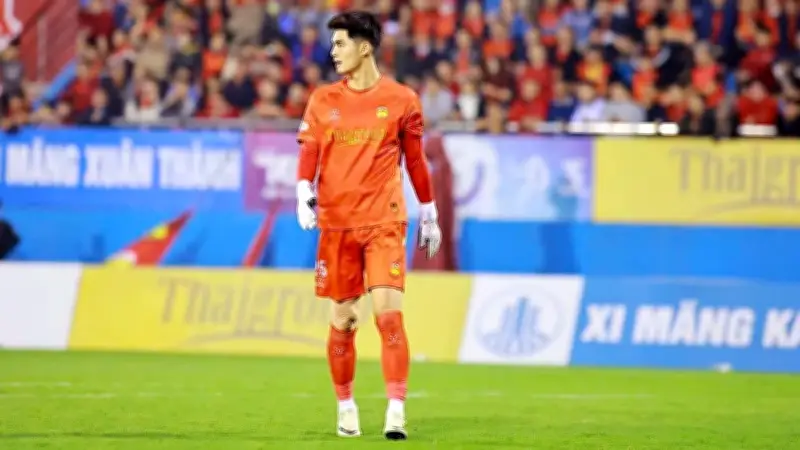 Thủ Môn Trần Trung Kiên: Hành Trình Chuyên Nghiệp Và Giấc Mơ Xuất Ngoại