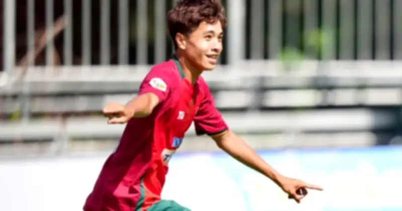 Thẻ đỏ định mệnh, ĐH Công nghệ Đồng Nai thắng nhọc vào tứ kết sớm