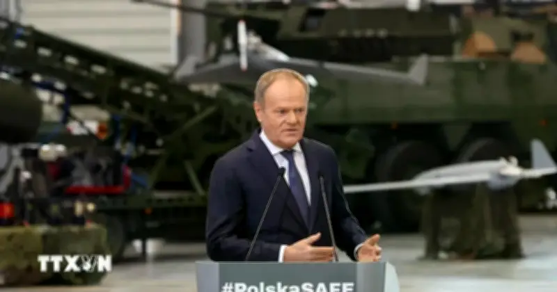 Thủ tướng Ba Lan Donald Tusk tái đắc cử lãnh đạo đảng Liên minh Công dân với hơn 97% phiếu