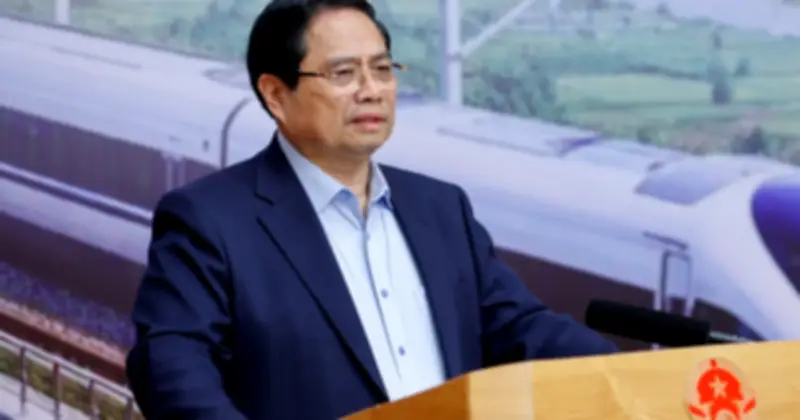 Thủ tướng chỉ đạo chuyển trạng thái từ 'làm thuê' sang 'làm chủ' trong dự án đường sắt
