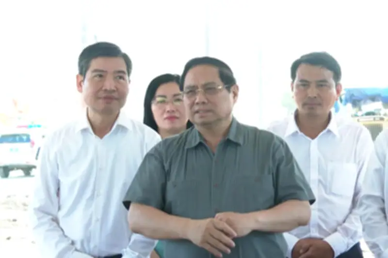 Thủ tướng chỉ đạo đẩy nhanh tiến độ, đưa các dự án cao tốc vào khai thác trước 30/4