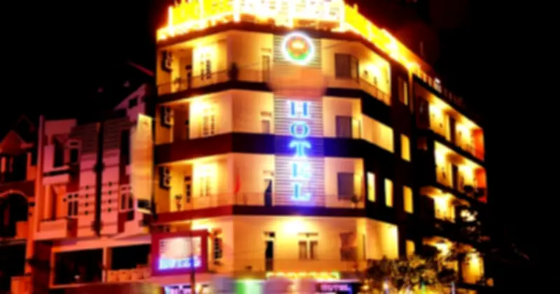 Thủ tướng chỉ thị tiết kiệm điện và đẩy mạnh điện mặt trời mái nhà