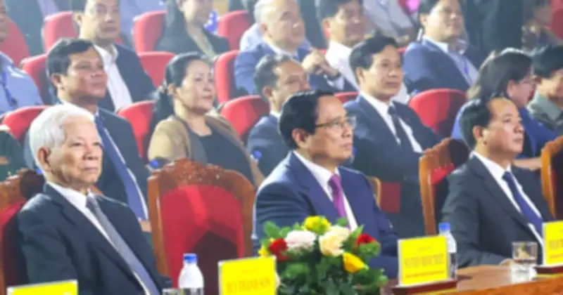 Thủ tướng Phạm Minh Chính dự chương trình nghệ thuật tưởng nhớ Thủ tướng Phạm Văn Đồng