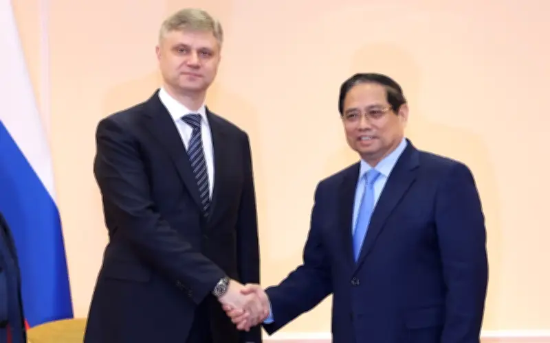 Thủ tướng Phạm Minh Chính thúc đẩy hợp tác đường sắt Việt - Nga, khôi phục vận tải liên vận