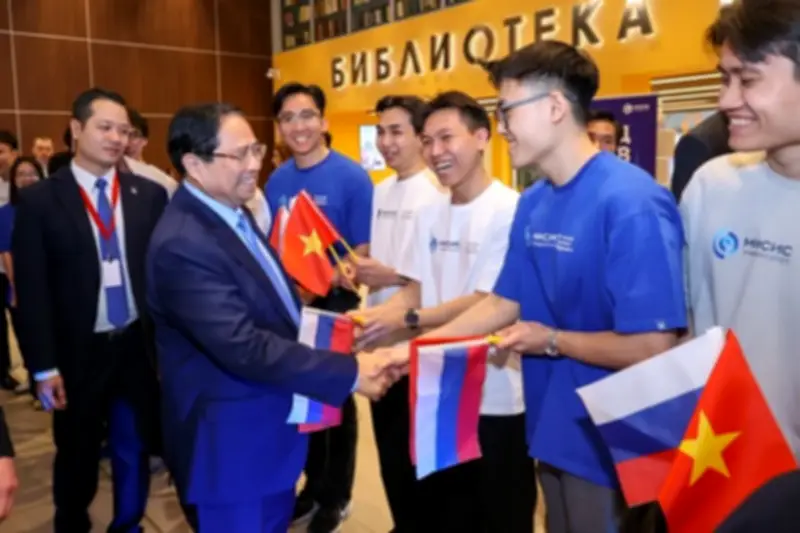 Thủ tướng Phạm Minh Chính thăm Đại học MISIS Nga, thúc đẩy hợp tác giáo dục-khoa học