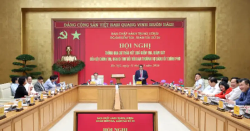 Thủ tướng Phạm Minh Chính và đồng chí Nguyễn Thanh Nghị dự hội nghị thông qua kết quả kiểm tra, giám sát