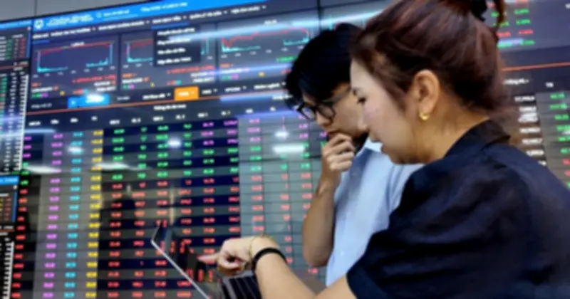 Thị trường chứng khoán đóng vai trò then chốt huy động vốn cho tăng trưởng kinh tế