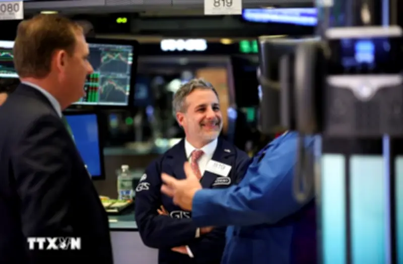 Thị trường chứng khoán phố Wall tăng điểm mạnh sau tín hiệu mới từ Iran