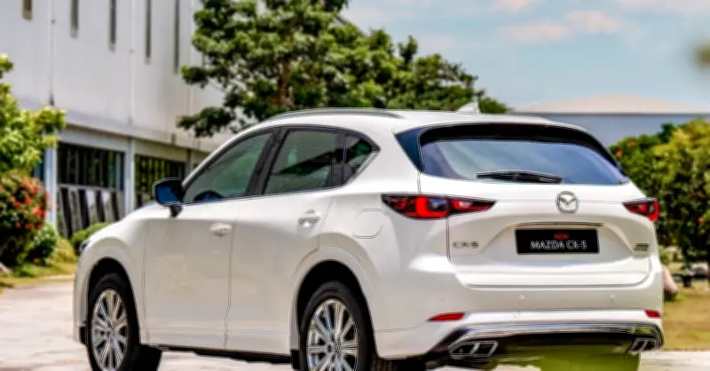 Thị trường ô tô Việt Nam tháng 2/2026: Doanh số sụt giảm mạnh, Mazda CX-5 vẫn dẫn đầu phân khúc SUV