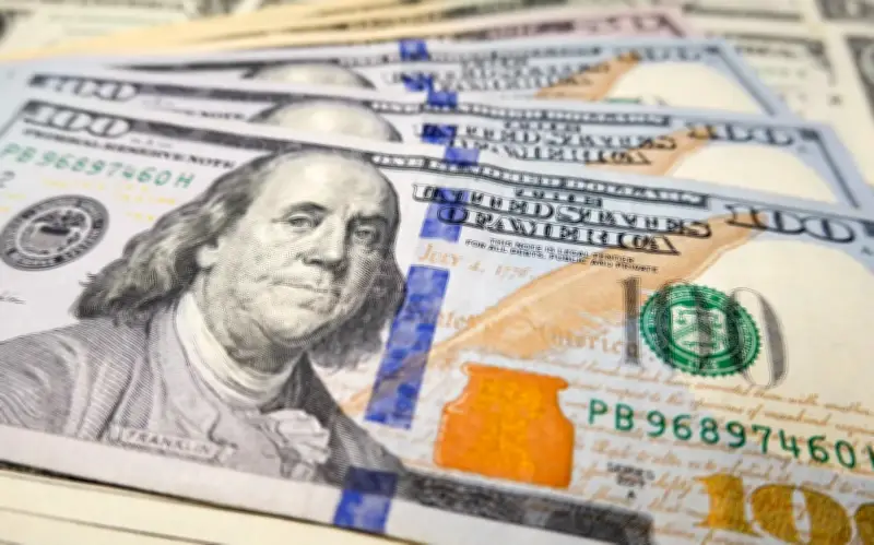 Thị Trường Tiền Tệ Bình Lặng Trước Căng Thẳng Đàm Phán Mỹ - Iran, Dầu Lao Dốc