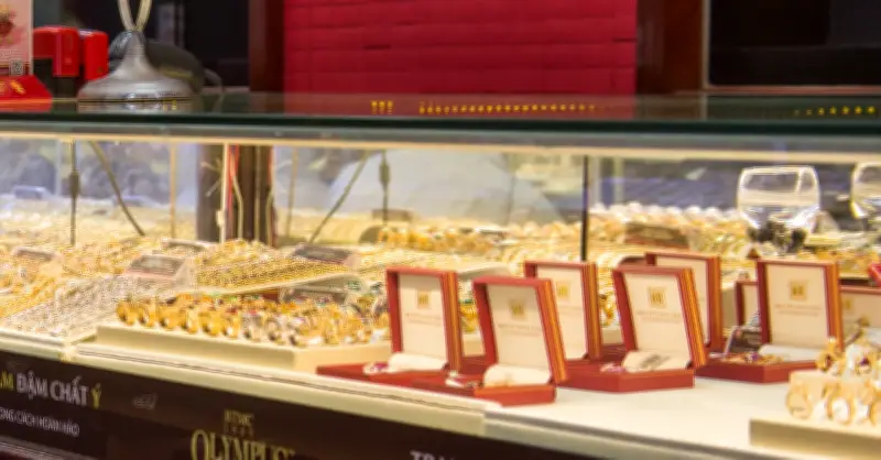 Thị trường vàng biến động mạnh do căng thẳng Trung Đông và chính sách tiền tệ Mỹ