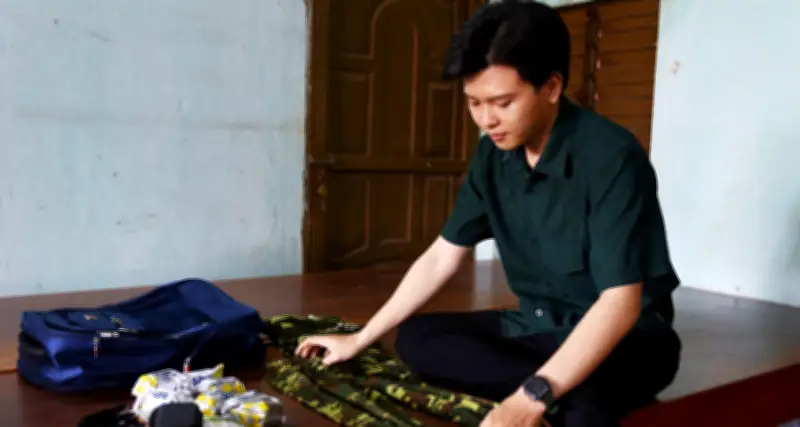 Thanh niên tạm gác học thạc sĩ, công việc ổn định để thực hiện nghĩa vụ quân sự