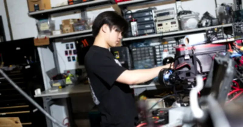 Thực trạng thất nghiệp ở thanh niên Anh: Bằng đại học không còn là tấm vé đảm bảo