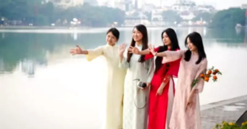 Thời tiết hôm nay: Miền Bắc mưa rải rác, miền Trung và Nam nắng nóng gay gắt