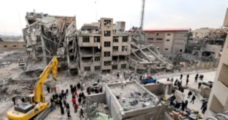 Thiệt hại nặng nề từ xung đột Mỹ-Israel-Iran: Hàng nghìn người thương vong, kinh tế toàn cầu chao đảo