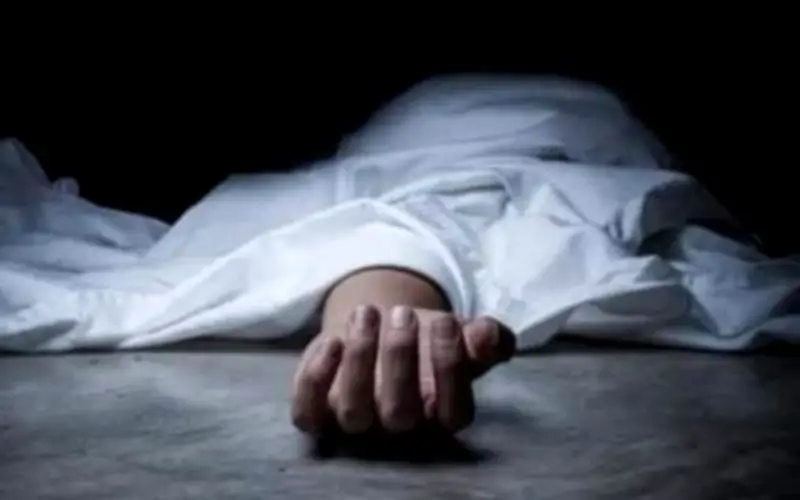 Thảm kịch gia đình Ấn Độ: 4 người chết vì hít khói xe máy nổ suốt đêm